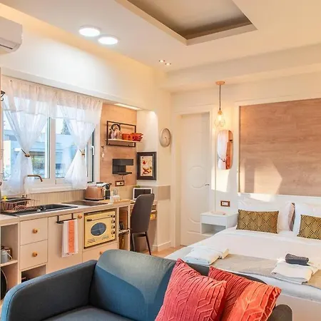 Kifissia Limε & Appεrol Malomar Homing * Athen